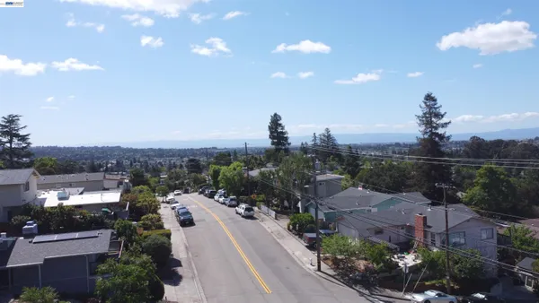 $1,150,000 | 18650 Center Street, Castro Valley, CA 94546