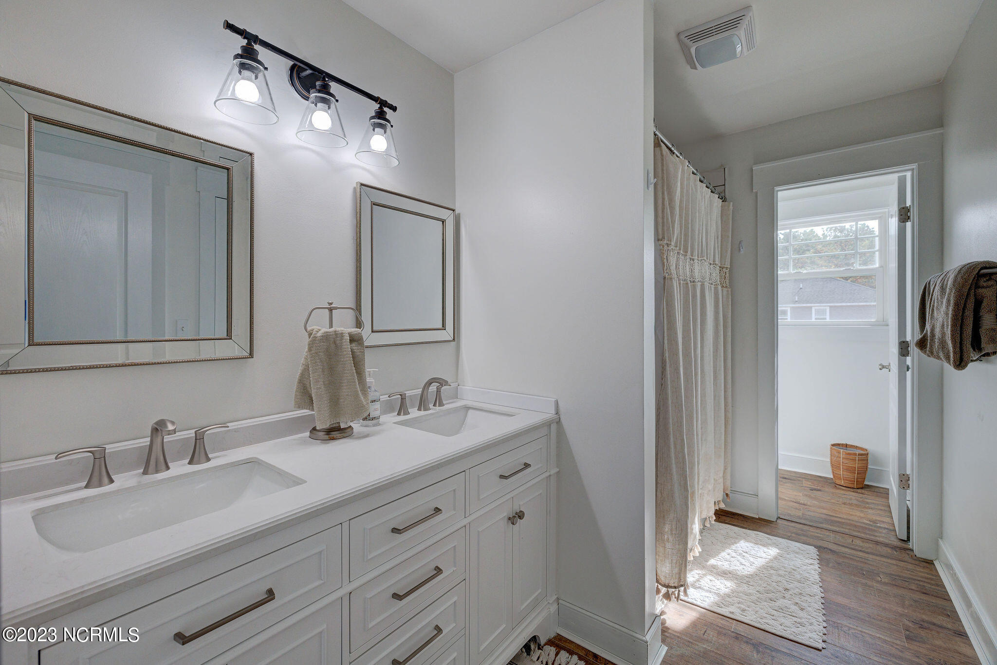 102 Rivendale Drive Jacksonville, NC 28546 - Photo 32 of 47 102RivendaleEdit-24
