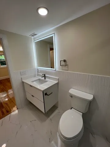 $1,649,999 | 4 Ripley Road, Hull, MA 02045