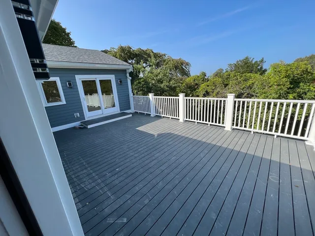 $1,649,999 | 4 Ripley Road, Hull, MA 02045