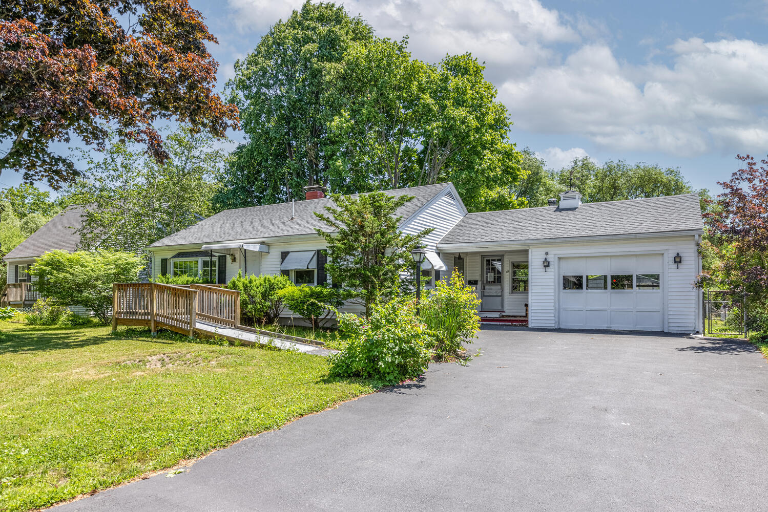 49 Malilly Road Portland, ME 04103 - Photo 2 of 29 49 Malilly Rd Portland ME-large-002-030-