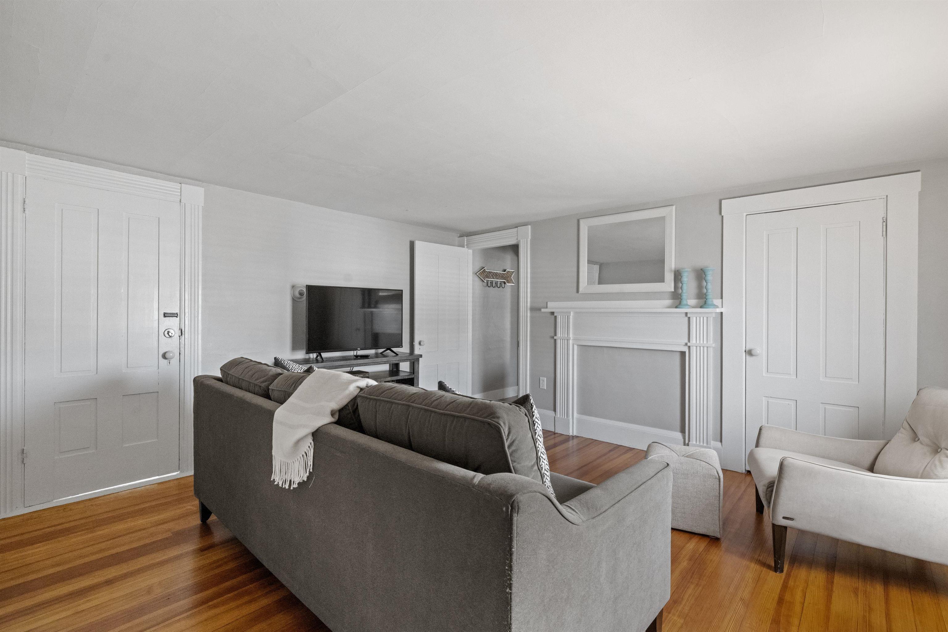 23 B Portsmouth Avenue Exeter, NH 03833 - Photo 12 of 60