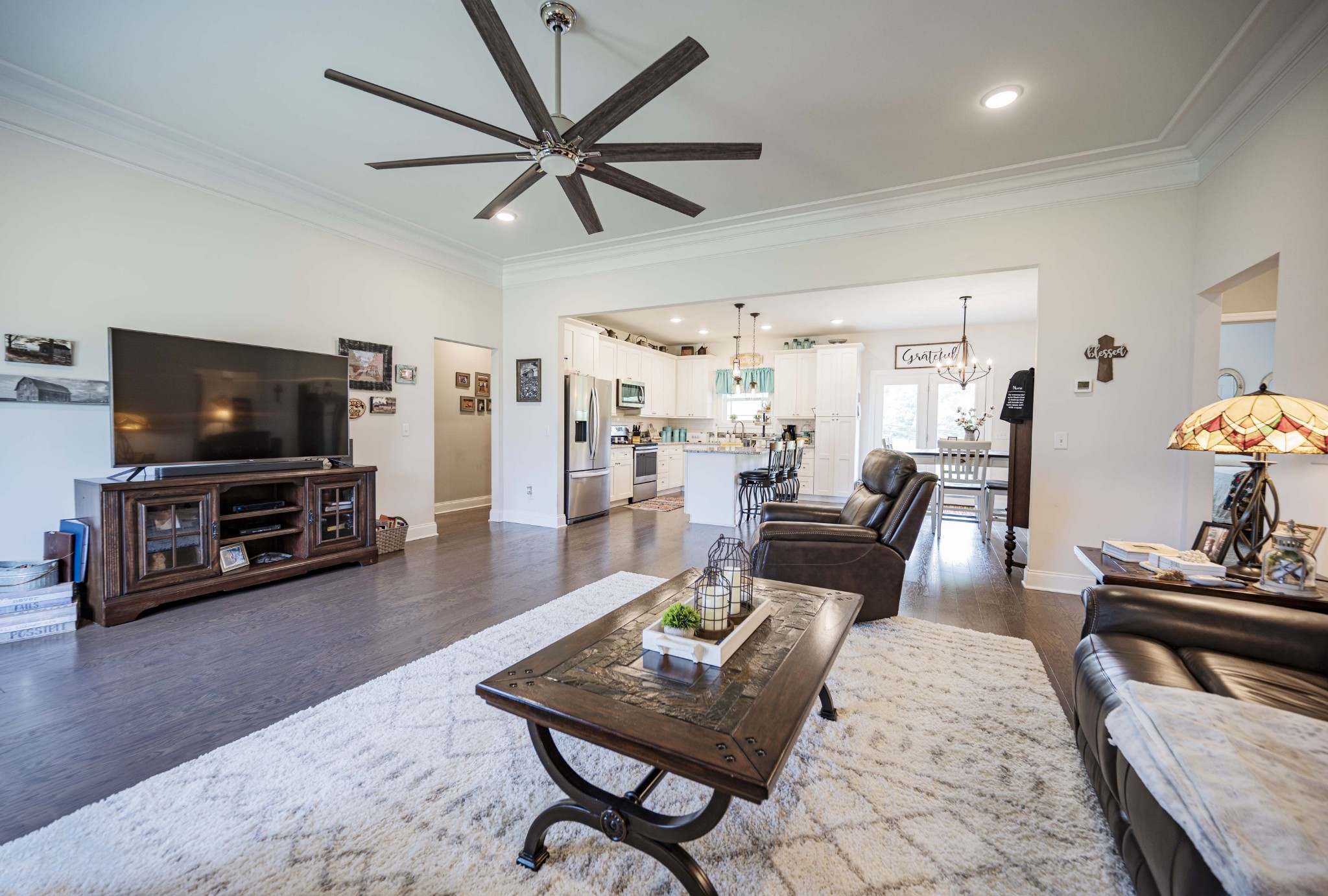 1632 Old Gallatin Road Portland, TN 37148 - Photo 12 of 37 a living room with furniture and a flat screen tv