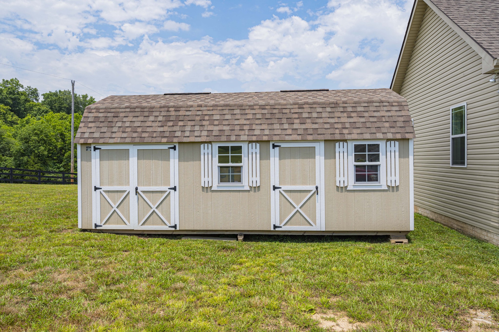1632 Old Gallatin Road Portland, TN 37148 - Photo 35 of 37 a view of a house with backyard and garden