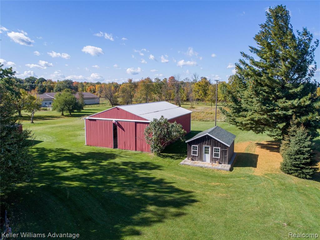 2 McFadden Road Armada, MI 48005 - Photo 3 of 16