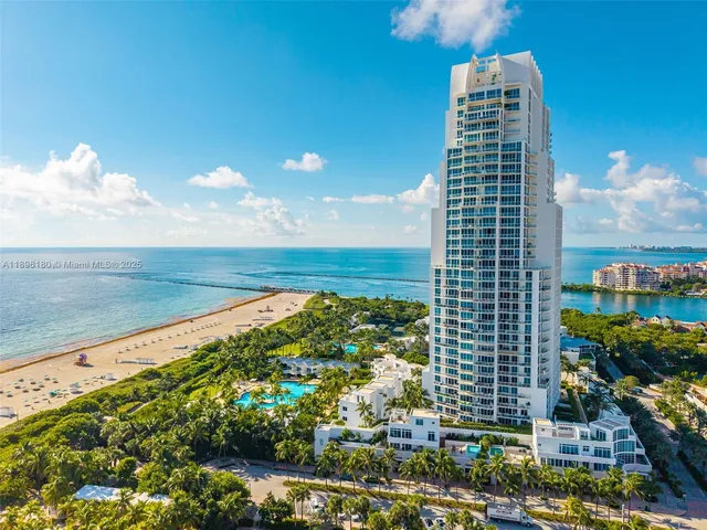 $10,000,000 | 50 South Pointe Drive, Unit TWN7, Miami Beach, FL 33139