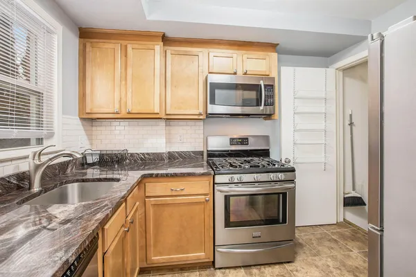 $2,350 | 521 Snyder Avenue, Ann Arbor, MI 48103