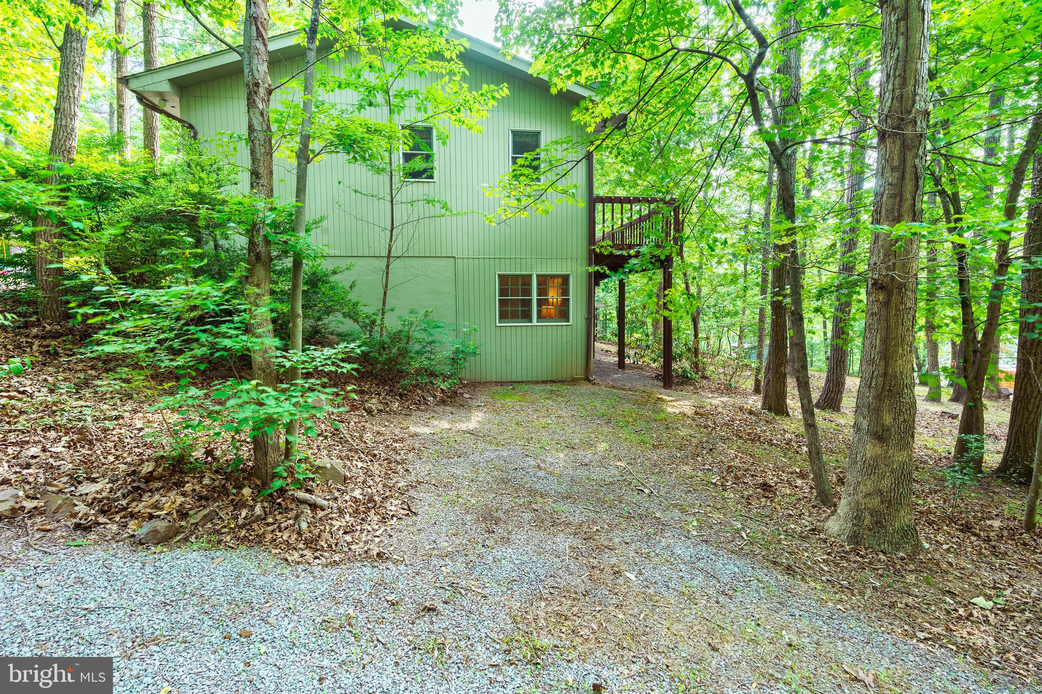 180 Holly Ridge Road Mount Jackson, VA 22842 - Photo 4 of 41