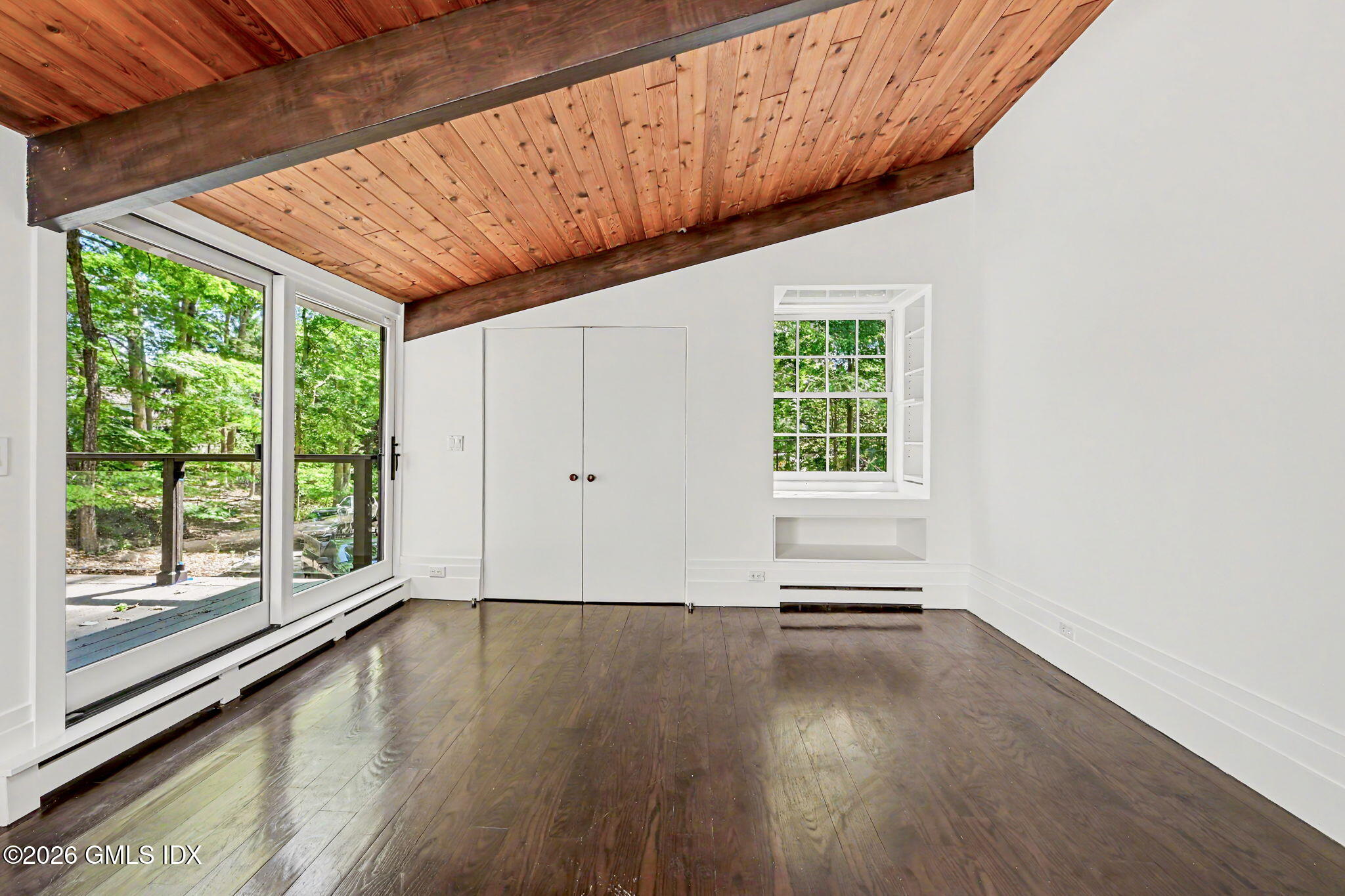 424 Cognewaugh Road Cos Cob, CT 06807 - Photo 13 of 43 42-web-or-mls-424-cognewaugh-rd