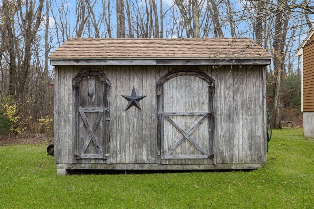 160 Federal Street Blackstone, MA 01504 - Photo 34 of 40