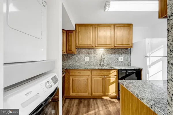 $325,000 | 8339 Felsted Lane, Manassas, VA 20110