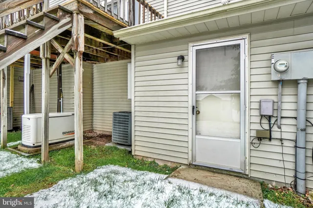 $215,000 | 1606 Condor Lane, Dover, PA 17315