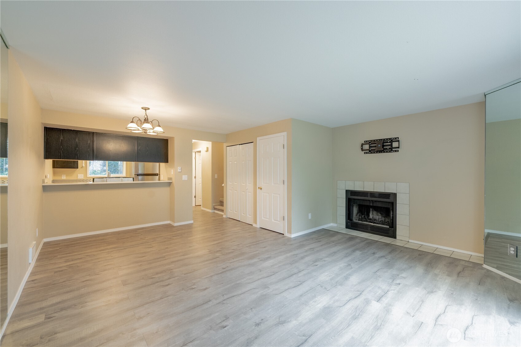 18910 Bothell Everett Highway, Unit N2 Bothell, WA 98012 - Photo 16 of 40