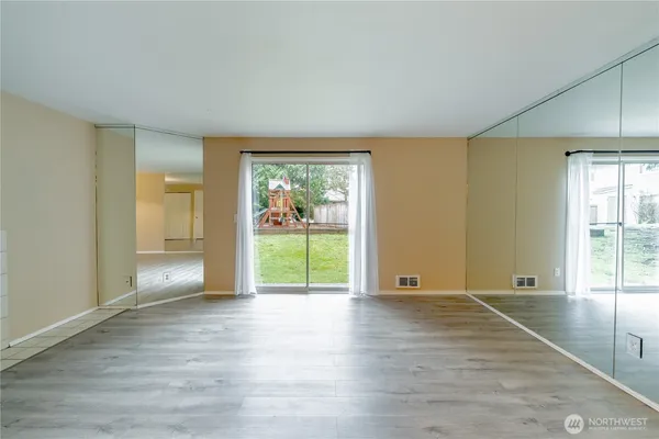 $369,000 | 18910 Bothell Everett Highway, Unit N2, Bothell, WA 98012