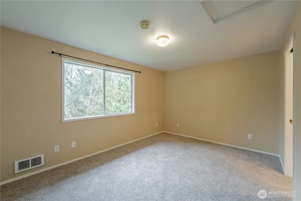 $369,000 | 18910 Bothell Everett Highway, Unit N2, Bothell, WA 98012