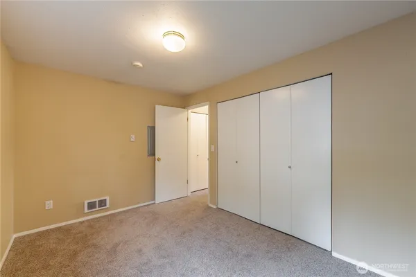 $369,000 | 18910 Bothell Everett Highway, Unit N2, Bothell, WA 98012
