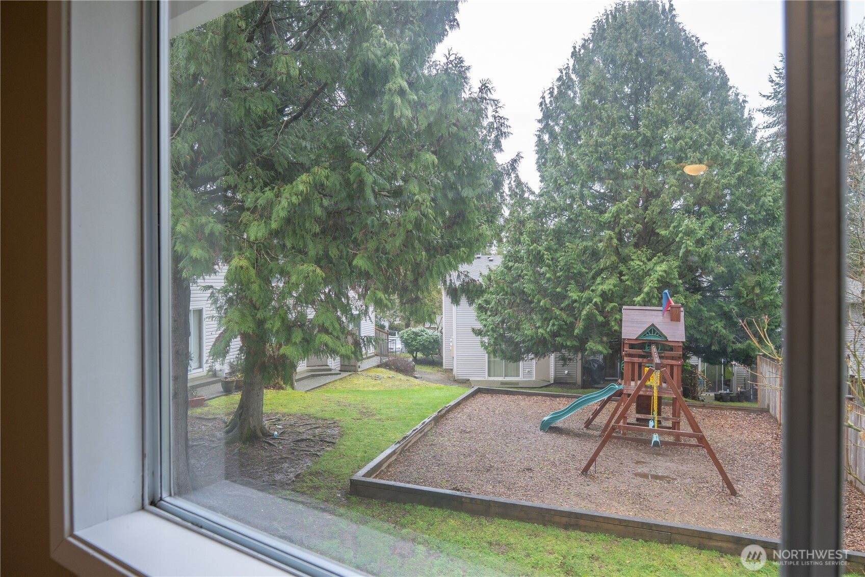 18910 Bothell Everett Highway, Unit N2 Bothell, WA 98012 - Photo 31 of 40