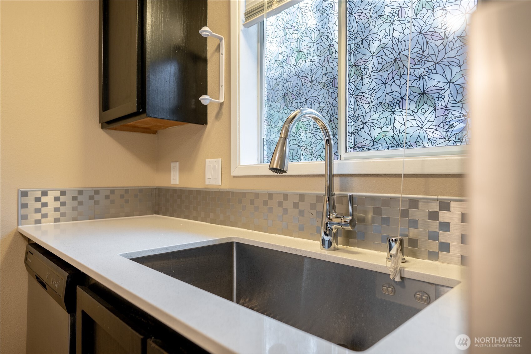 18910 Bothell Everett Highway, Unit N2 Bothell, WA 98012 - Photo 35 of 40