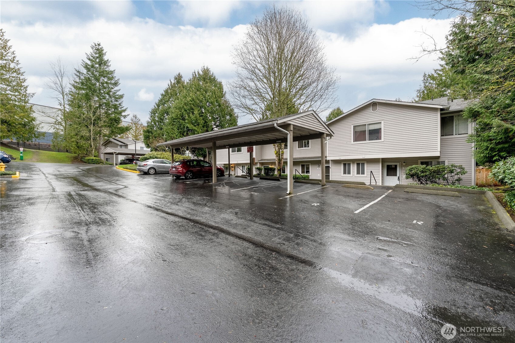 18910 Bothell Everett Highway, Unit N2 Bothell, WA 98012 - Photo 37 of 40