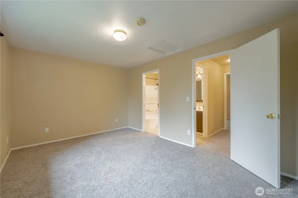 $369,000 | 18910 Bothell Everett Highway, Unit N2, Bothell, WA 98012