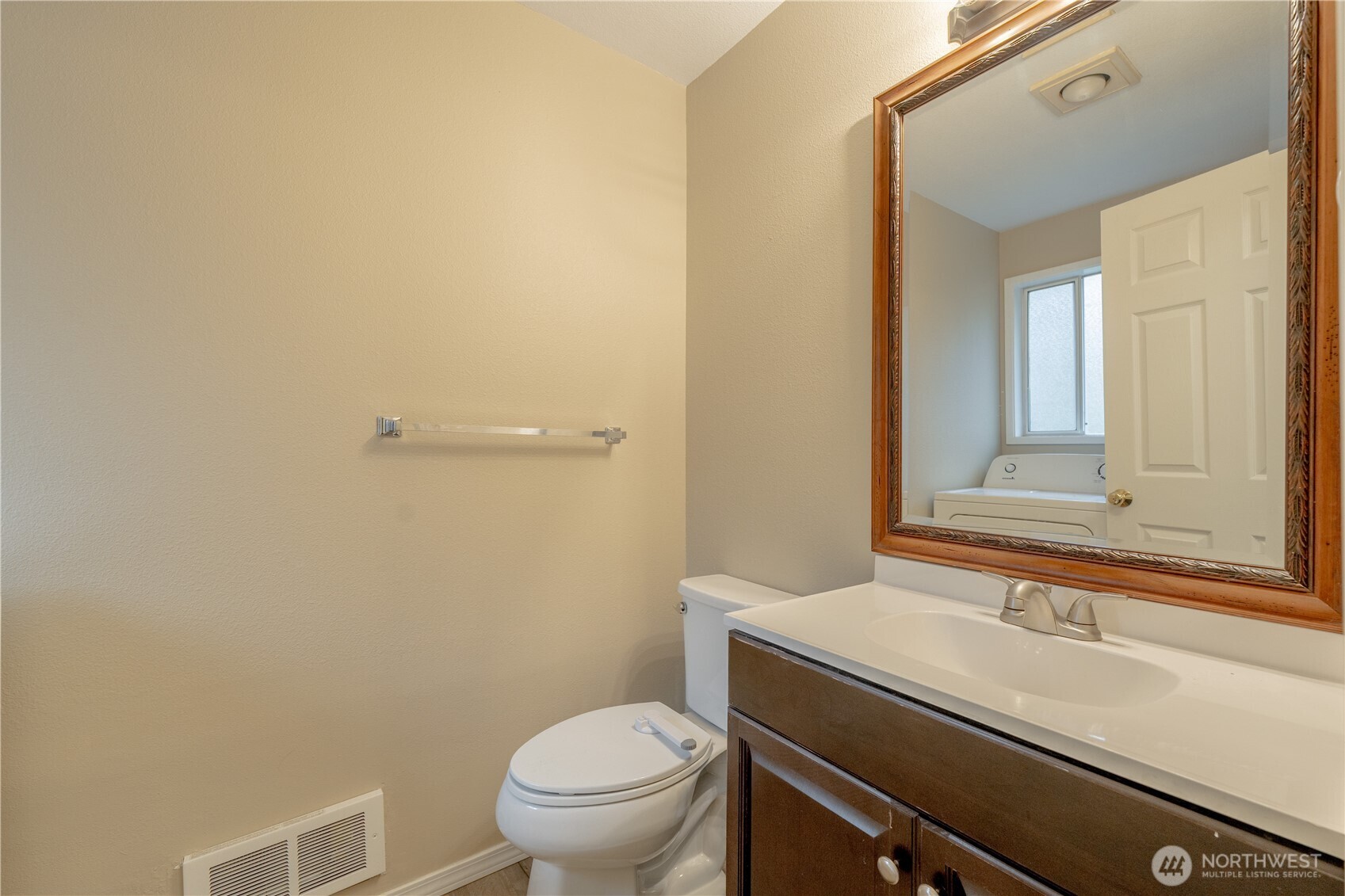 18910 Bothell Everett Highway, Unit N2 Bothell, WA 98012 - Photo 8 of 40