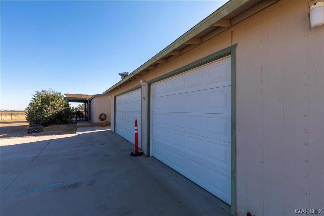 1509 South Davis Road Golden Valley, AZ 86413 - Photo 3 of 33 Gallery Image 3