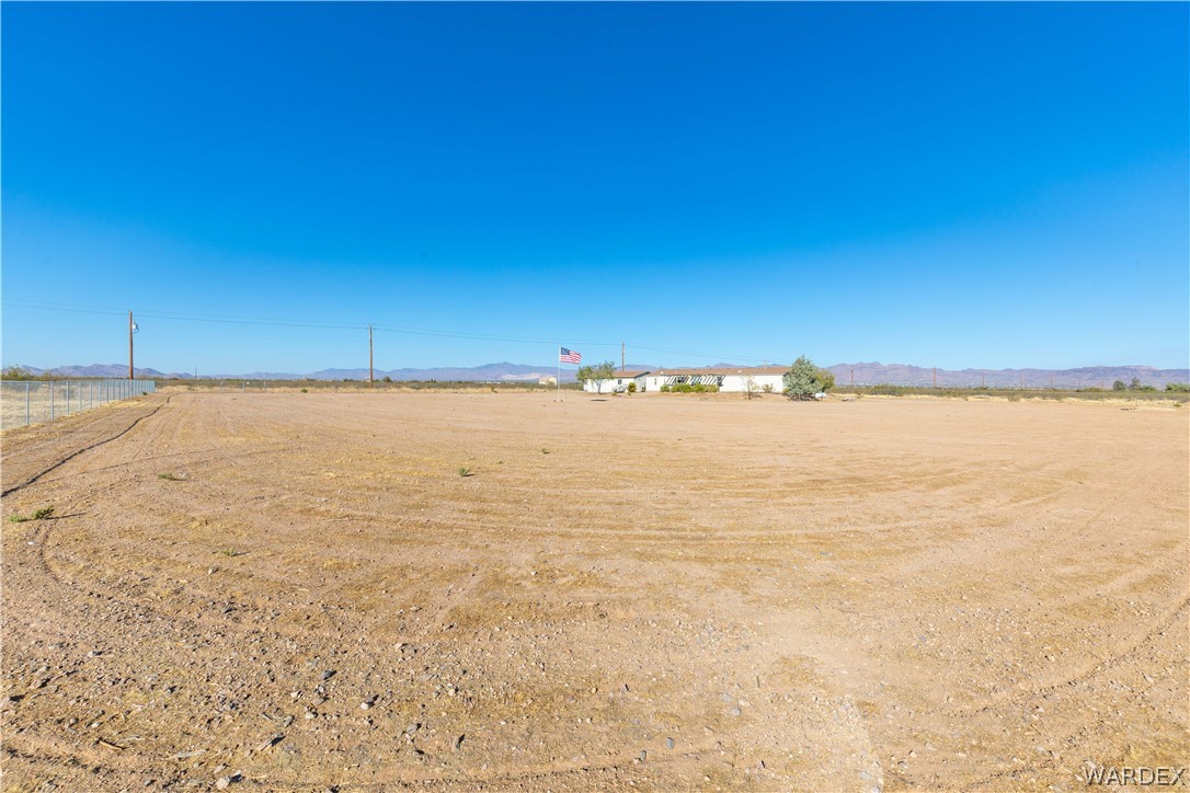 1509 South Davis Road Golden Valley, AZ 86413 - Photo 32 of 33 Gallery Image 32