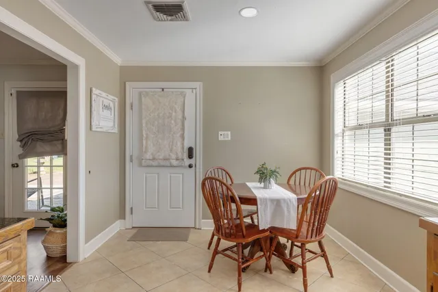 $320,000 | 313 Crossbow Drive, New Iberia, LA 70563