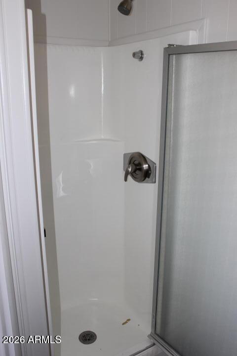 303 South Recker Road, Unit 128 Mesa, AZ 85206 - Photo 12 of 26 a bathroom with a shower