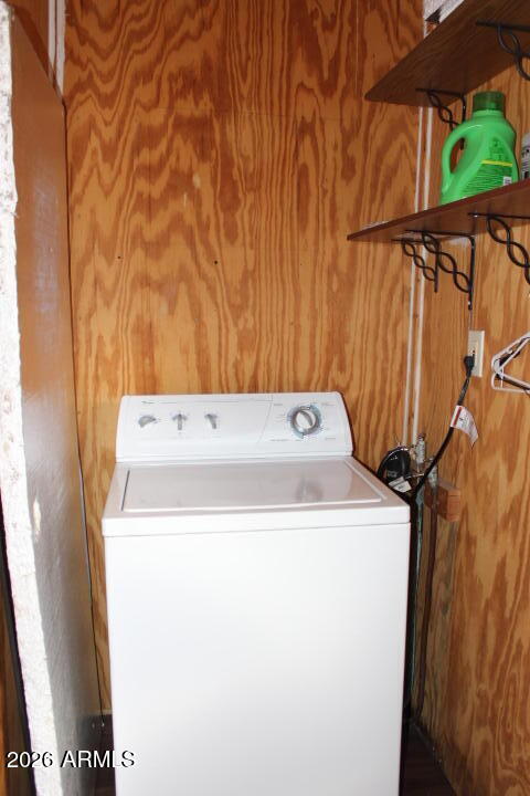 303 South Recker Road, Unit 128 Mesa, AZ 85206 - Photo 24 of 26 a utility room with dryer and washer