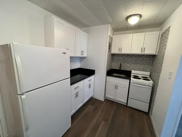 $400,000 | 75 Park Street, Unit 8, Brookline, MA 02446