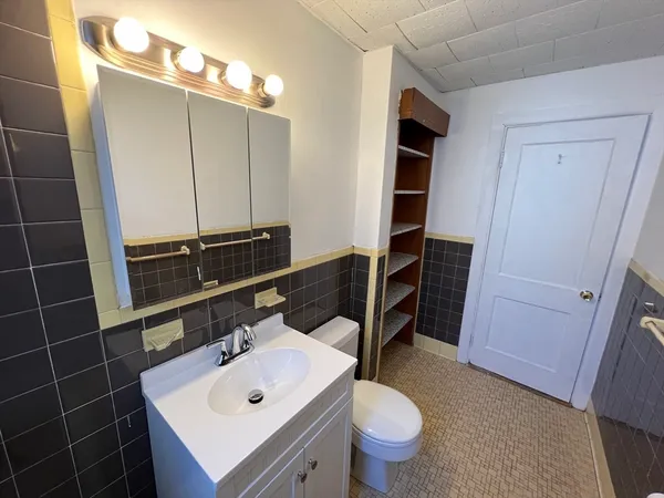 $400,000 | 75 Park Street, Unit 8, Brookline, MA 02446