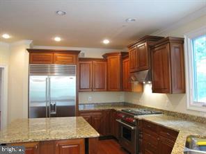 9421 Falls Road Potomac, MD 20854 - Photo 5 of 16 Kitchen