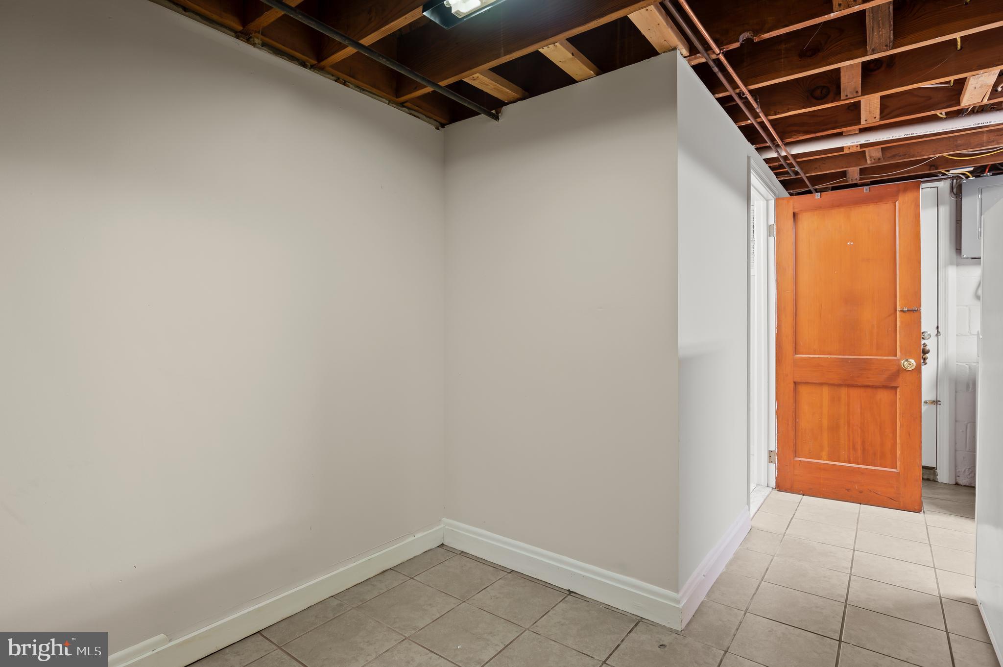 1248 Newfield Road Baltimore, MD 21207 - Photo 36 of 40