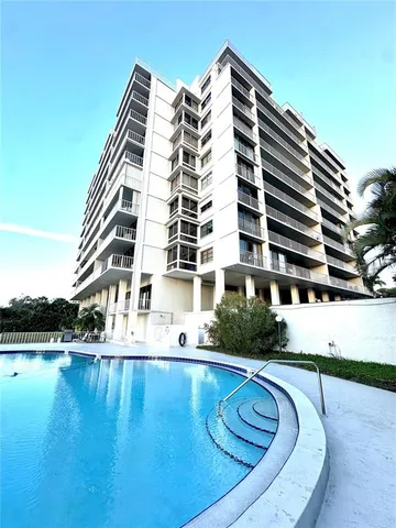 $2,500 | 500 North Osceola Avenue, Unit 502, Clearwater, FL 33755