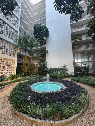 $2,500 | 500 North Osceola Avenue, Unit 502, Clearwater, FL 33755