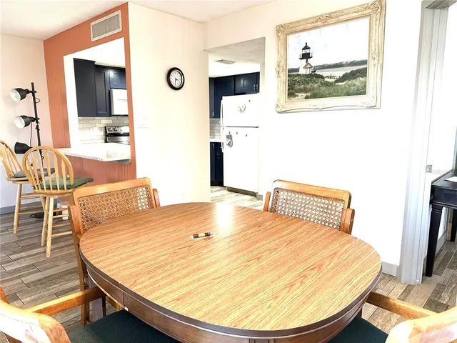 $2,500 | 500 North Osceola Avenue, Unit 502, Clearwater, FL 33755