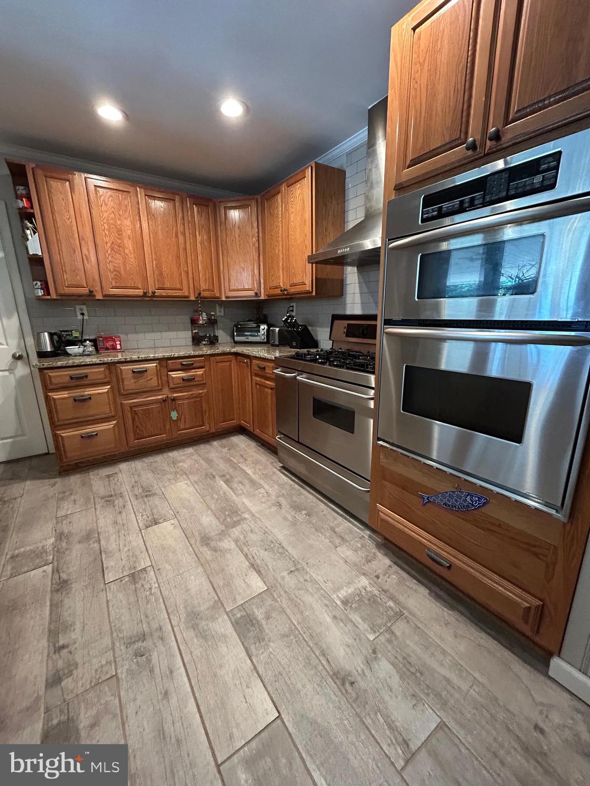 681 Pembroke Road Rydal, PA 19046 - Photo 24 of 47