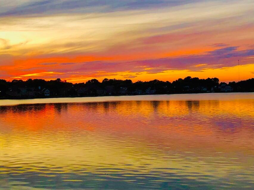 1375 Deep Water Drive Mount Pleasant, SC 29464 - Photo 4 of 91 20240815163208732983000000-o