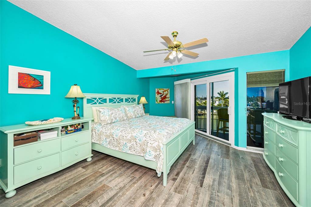 140 Marcdale Boulevard Indian Rocks Beach, FL 33785 - Photo 36 of 71