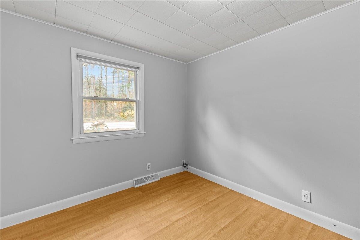 106 Jericho Road Essex, VT 05452 - Photo 5 of 31 Gallery Image 5