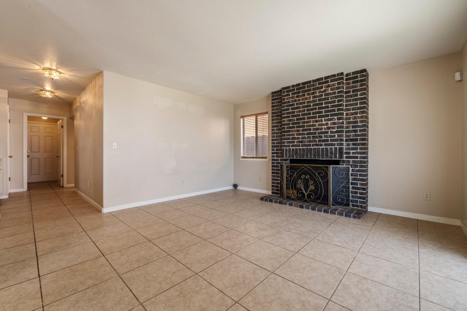 748 Codington Way Modesto, CA 95357 - Photo 18 of 45