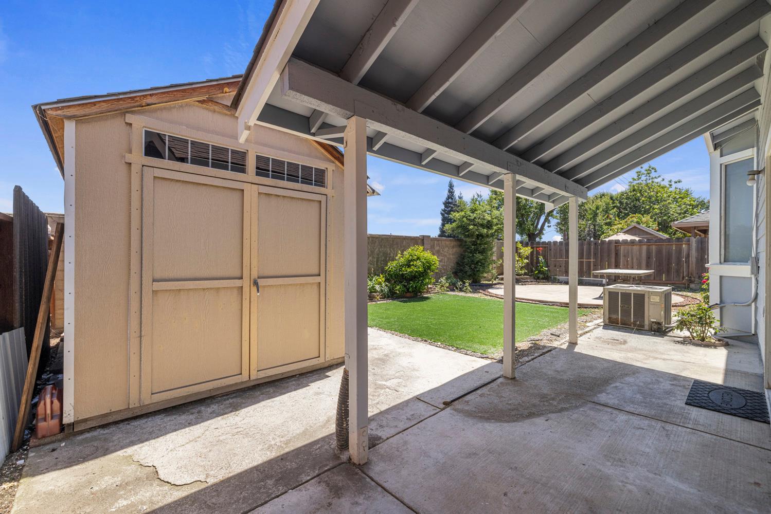 748 Codington Way Modesto, CA 95357 - Photo 42 of 45