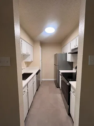 $800 | 6050 Melody Lane, Unit 259, Dallas, TX 75231