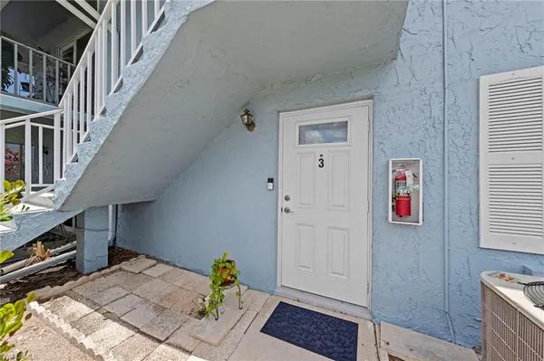 $199,900 | 248 Palm Drive, Unit 3, Naples, FL 34112
