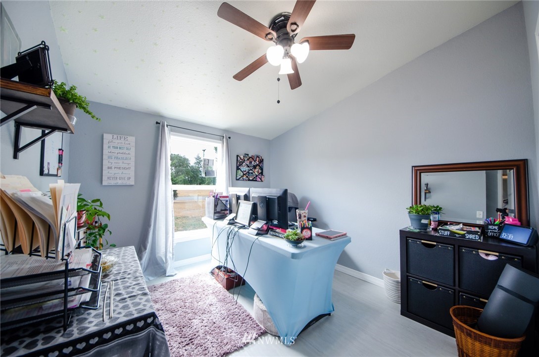 8320 183rd Avenue Southwest Rochester, WA 98579 - Photo 14 of 35