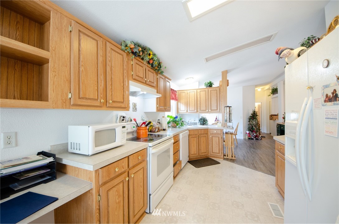 8320 183rd Avenue Southwest Rochester, WA 98579 - Photo 22 of 35