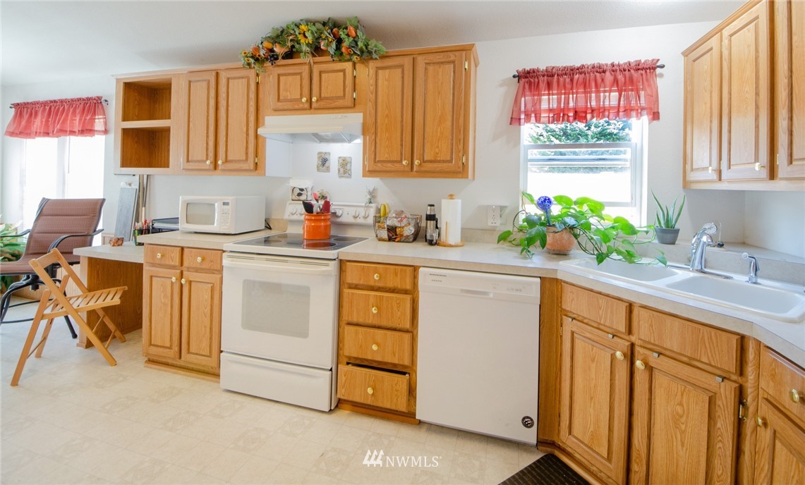 8320 183rd Avenue Southwest Rochester, WA 98579 - Photo 26 of 35