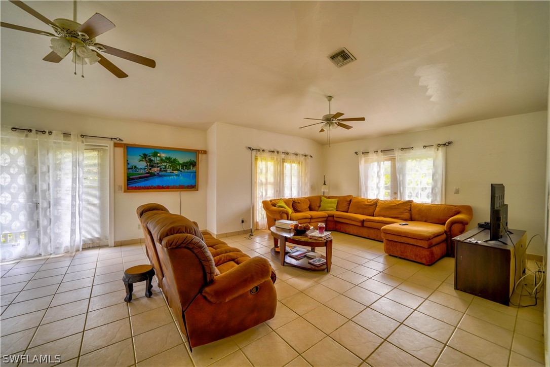 4050 Staley Road Fort Myers, FL 33905 - Photo 7 of 25 a living room with furniture