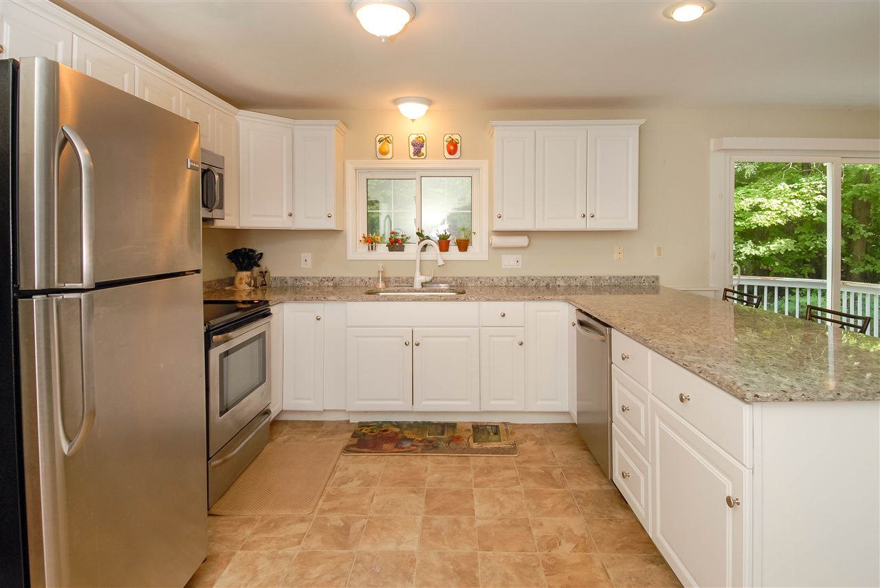 8 Westview Drive Rochester, NH 03867 - Photo 13 of 31